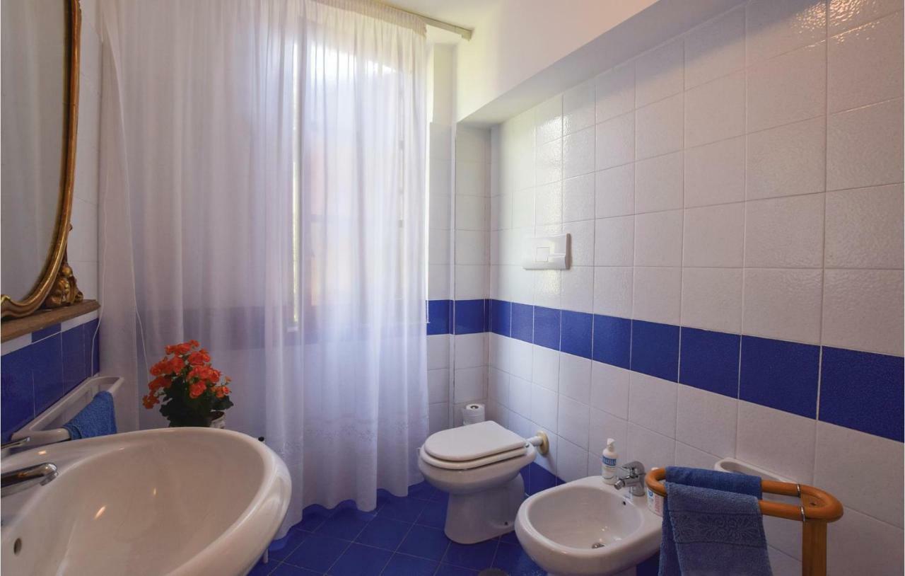 One-Bedroom Apartment In Capaccio Exterior foto