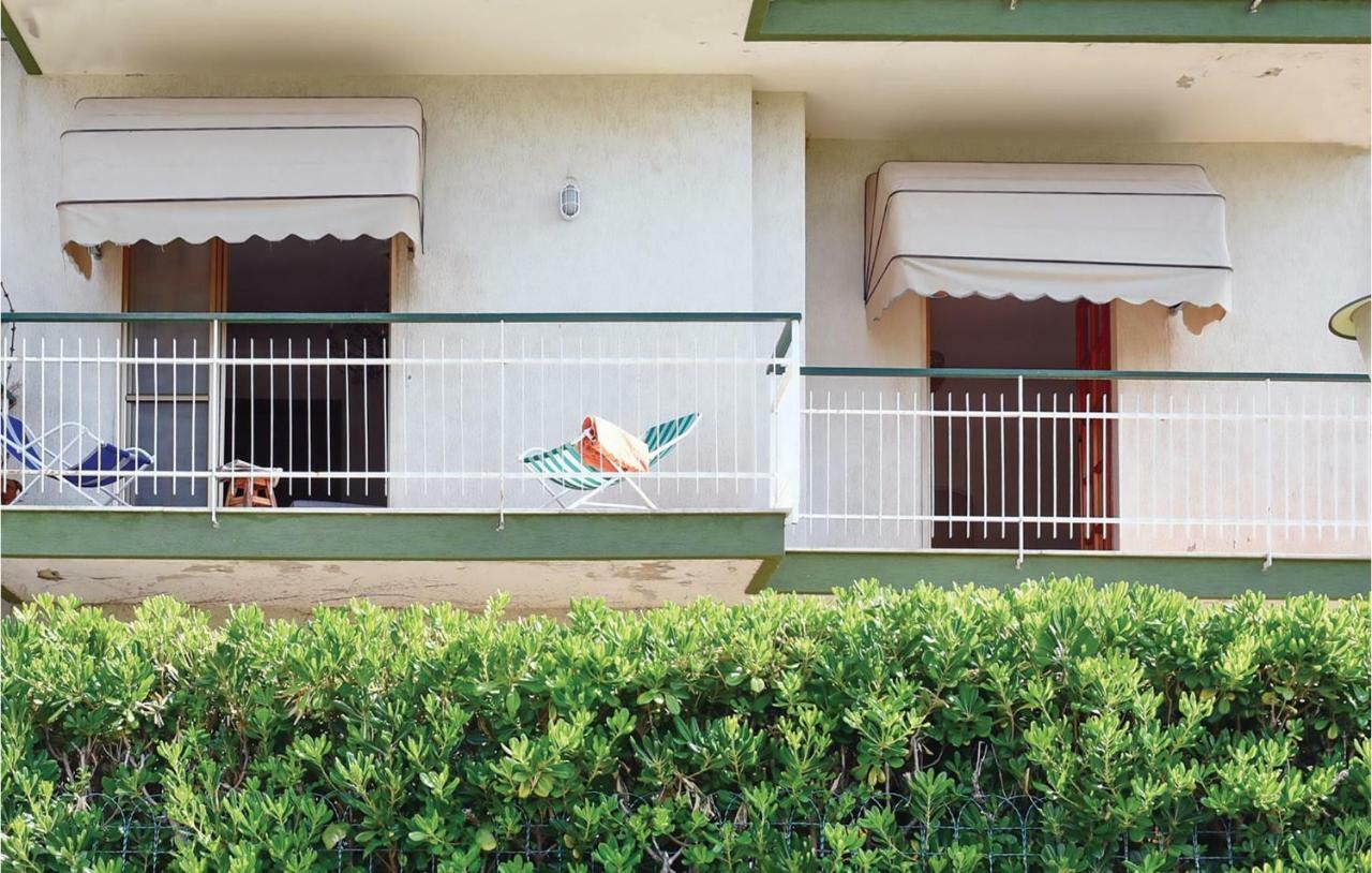 One-Bedroom Apartment In Capaccio Exterior foto